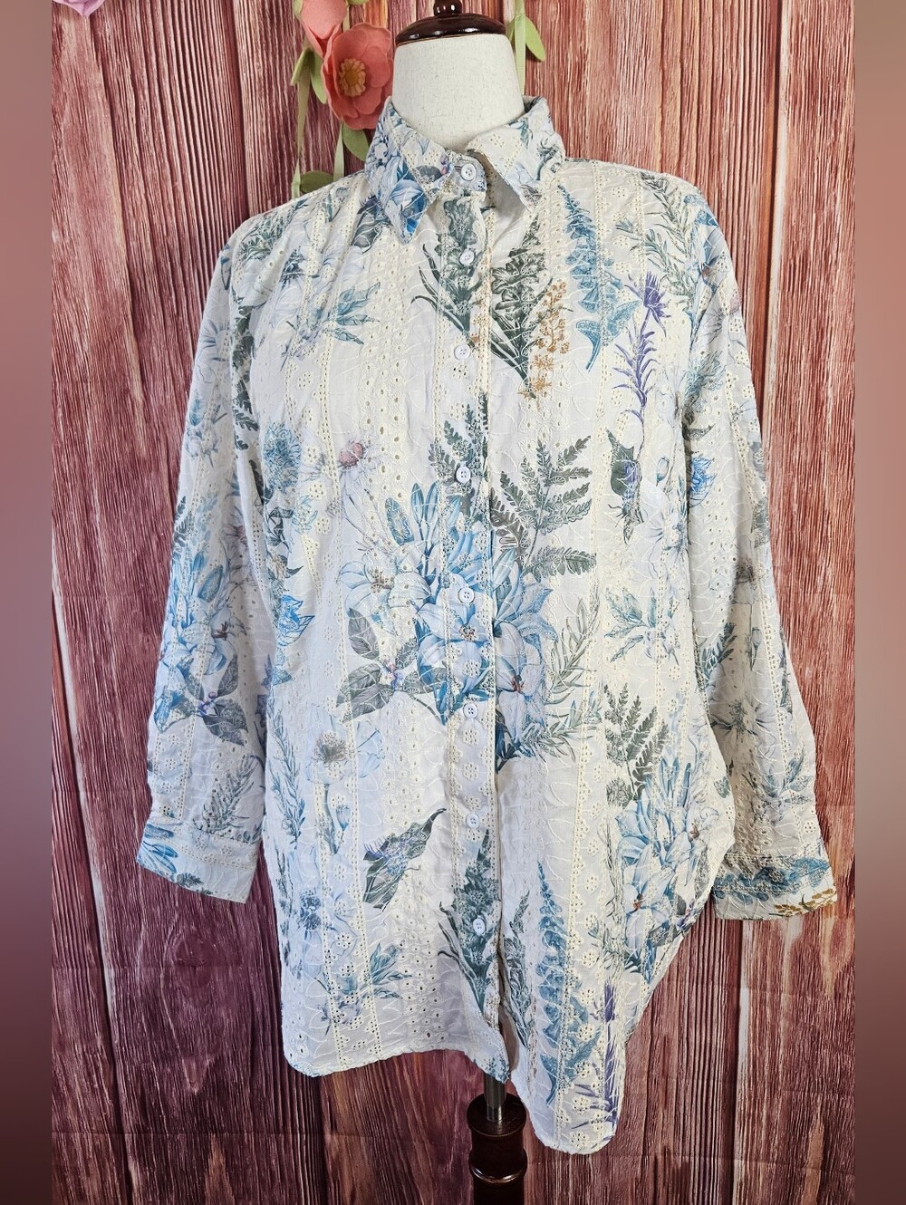 NWT Adiva Lace Button Front Shirt Plus Size 1X